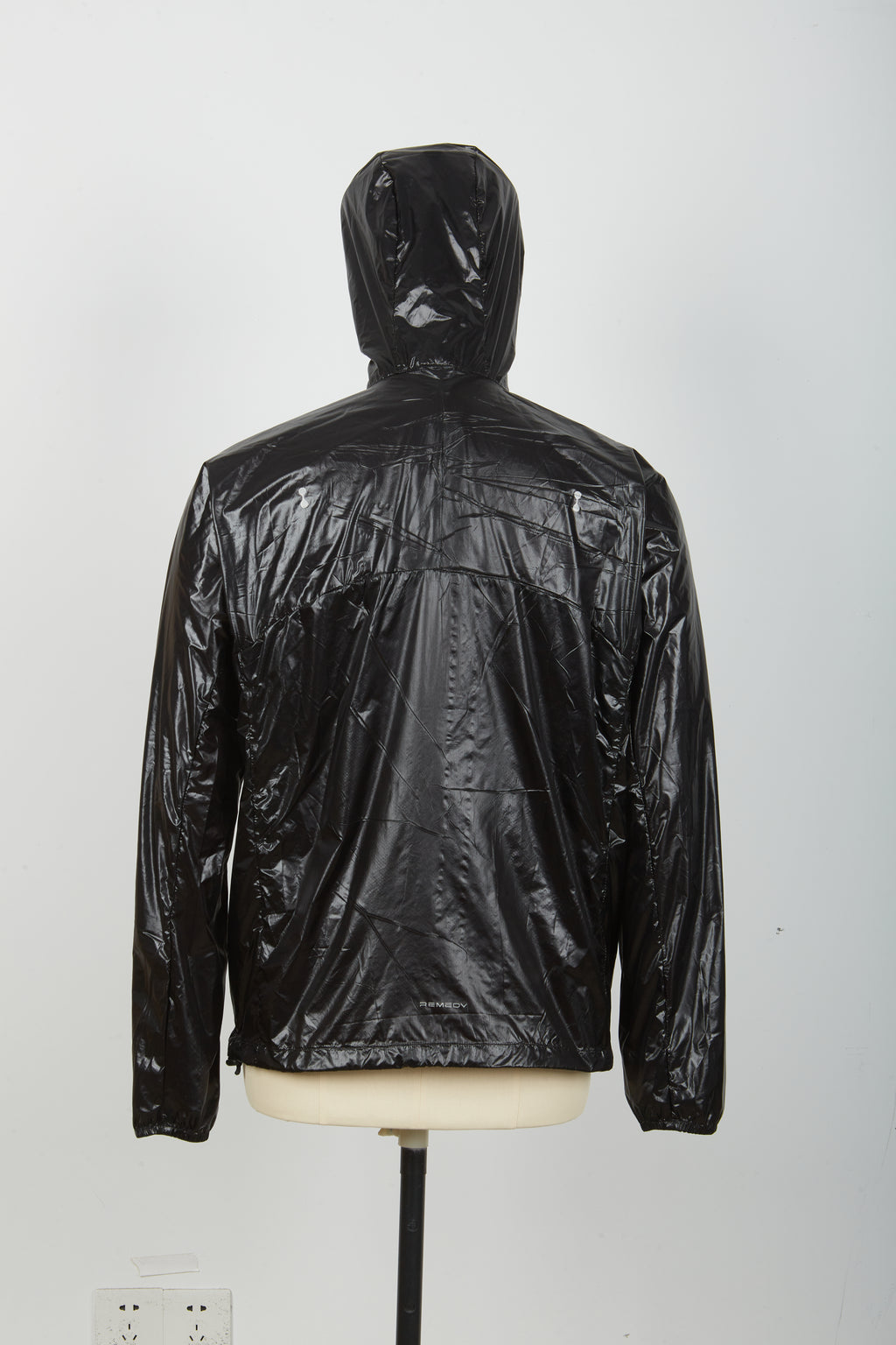 Shiny Crinkled Hooded Windbreaker Jacket, Lightweight Packable Windproof Hood Jacket for Men, Streetwear Running Shell