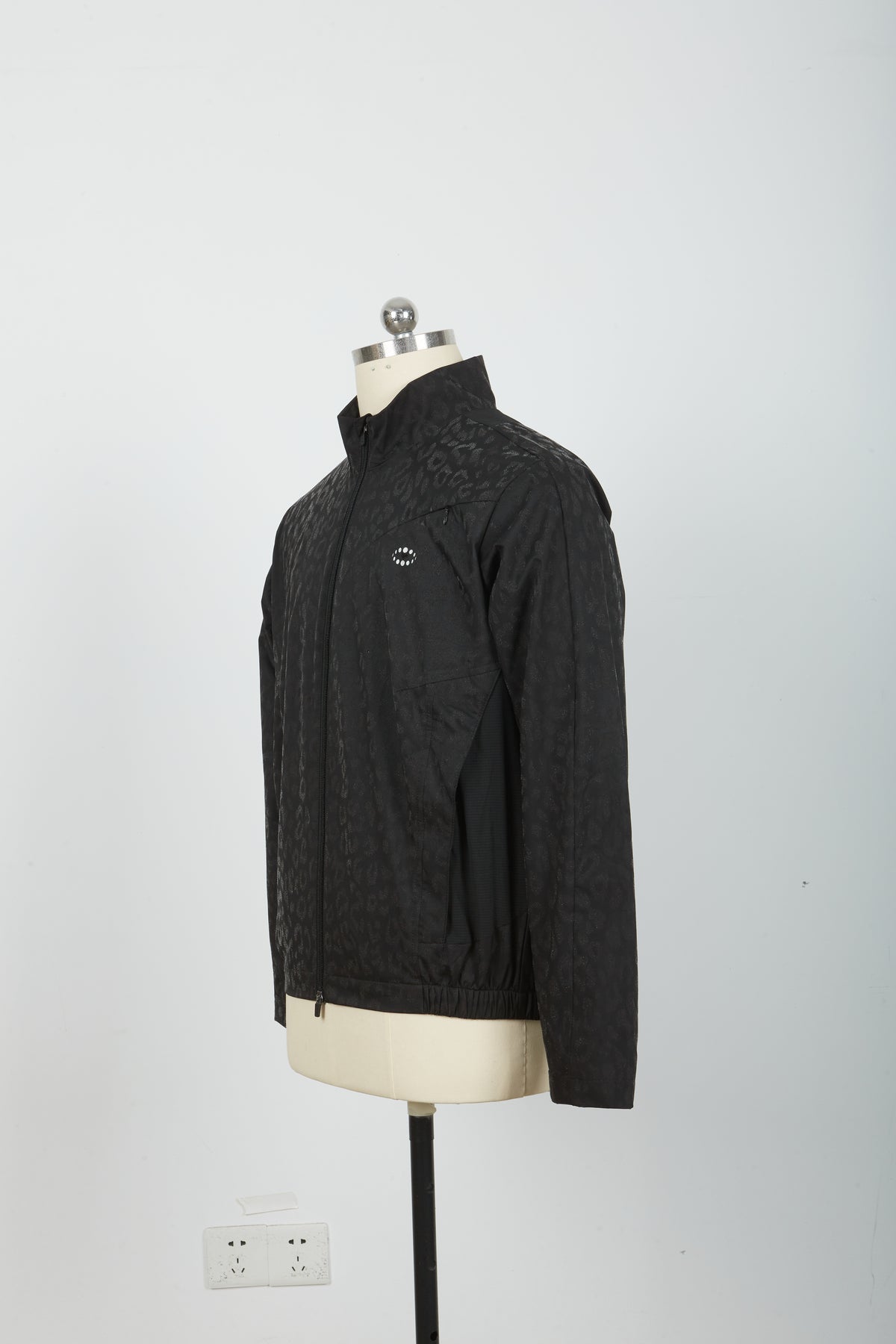 Men’s Stand Collar Wind Jacket, Solid Black & Black Leopard Print Jacket with Back Reflective Graphic