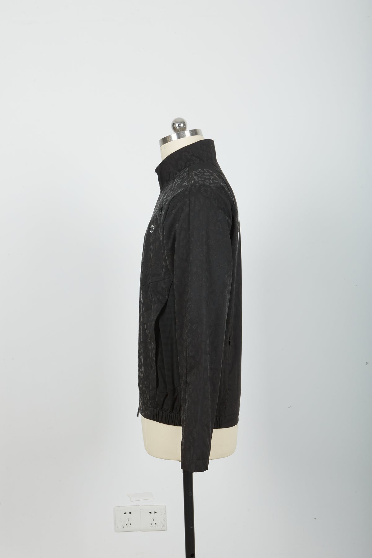 Men’s Stand Collar Wind Jacket, Solid Black & Black Leopard Print Jacket with Back Reflective Graphic
